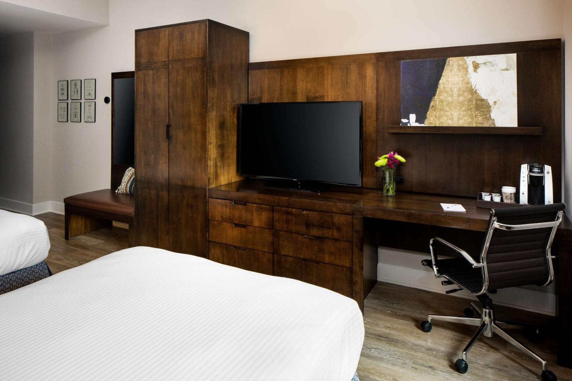 Watt Hotel Tapestry Collection By Hilton Rahway Exterior photo