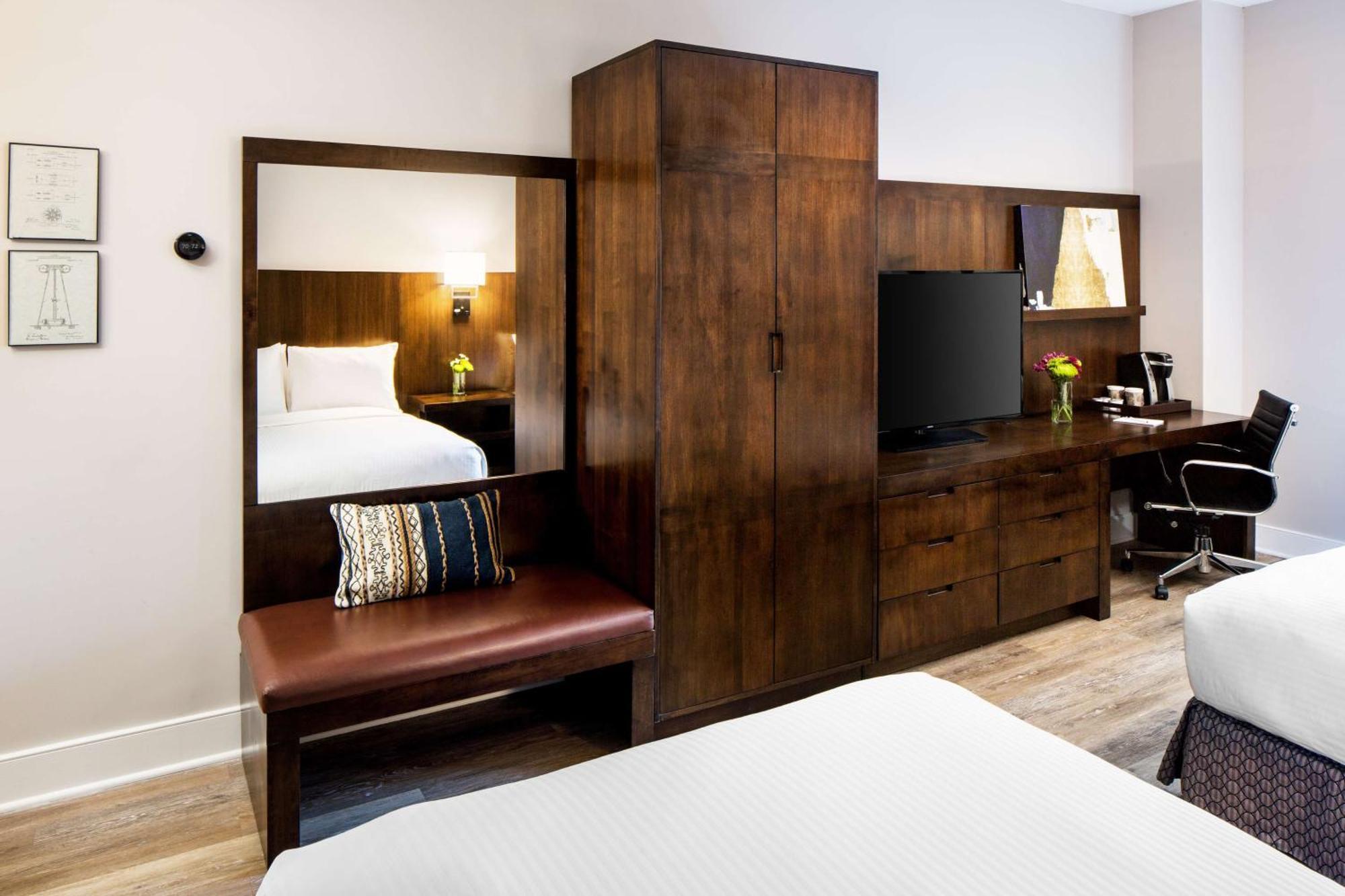 Watt Hotel Tapestry Collection By Hilton Rahway Exterior photo
