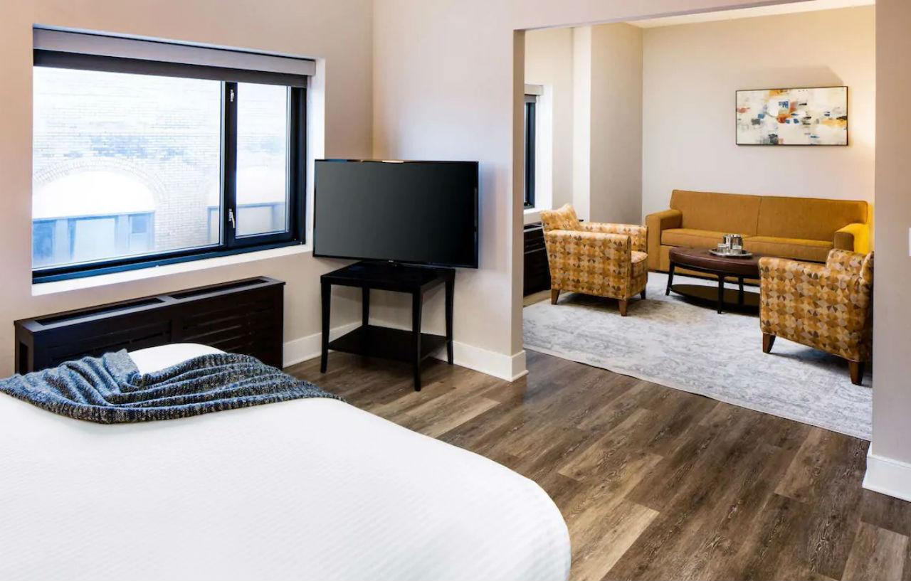 Watt Hotel Tapestry Collection By Hilton Rahway Exterior photo